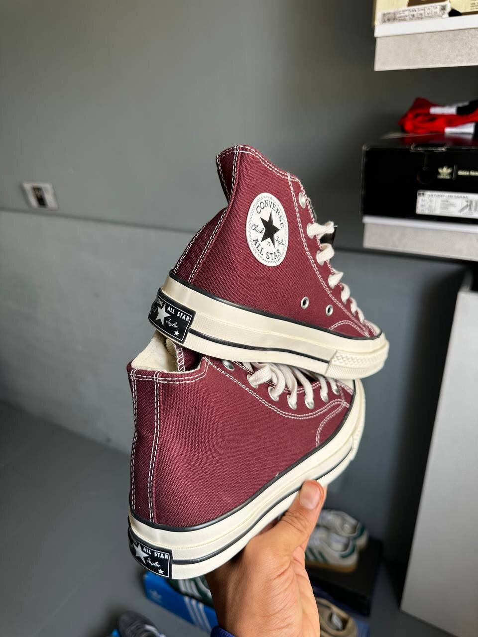 Converse