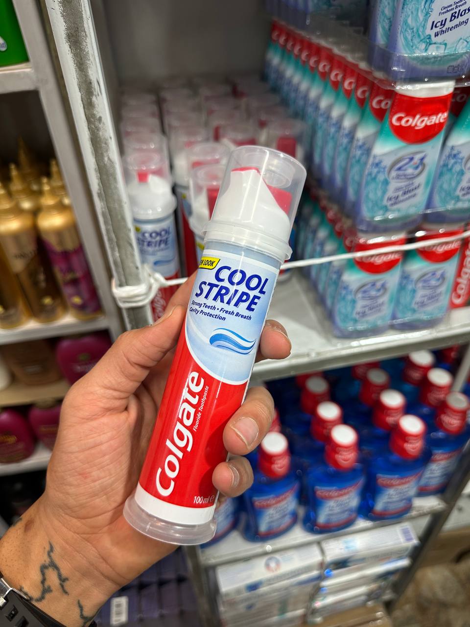 Colgate Cool Stripe Pump Toothpaste