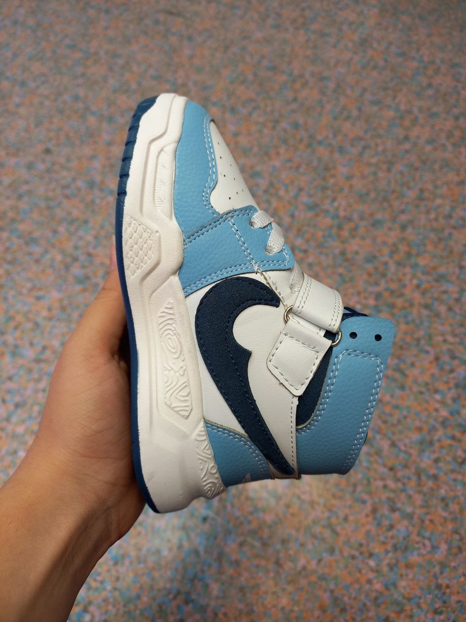 Kids shoes