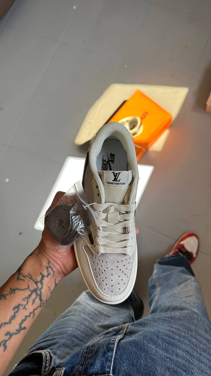 Jordan 1 Travis Scott Louis Vuitton